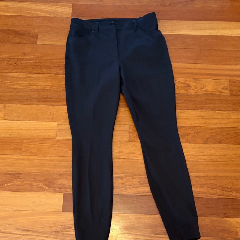 Lululemon Black Straight Leg Trouser